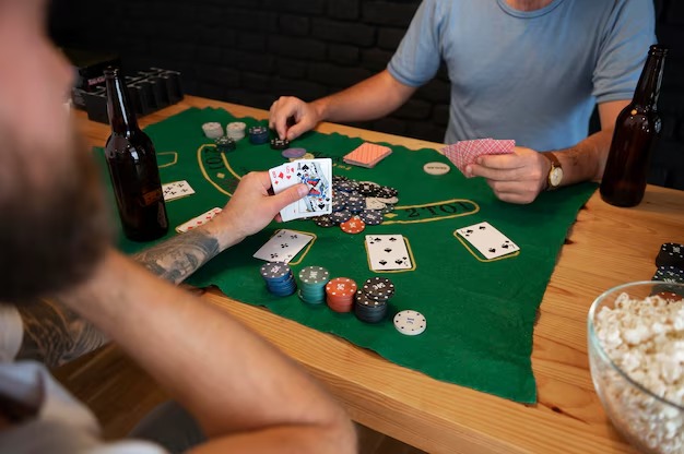 keluar makau mobile app interface showing live dealer tables